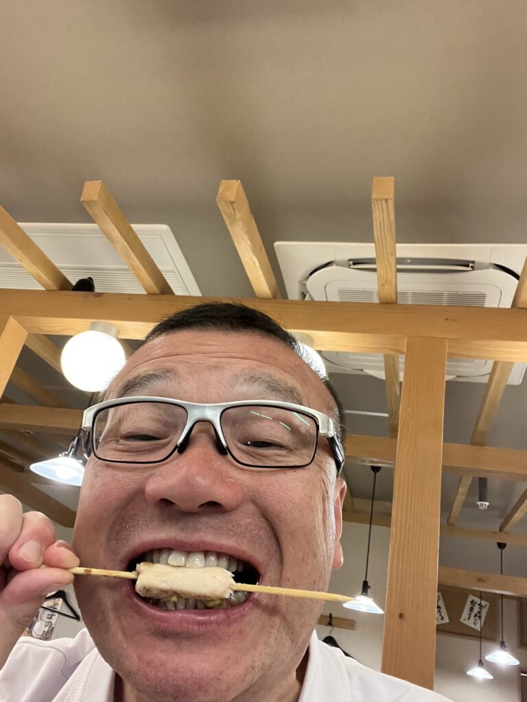 焼き鳥食べる俺